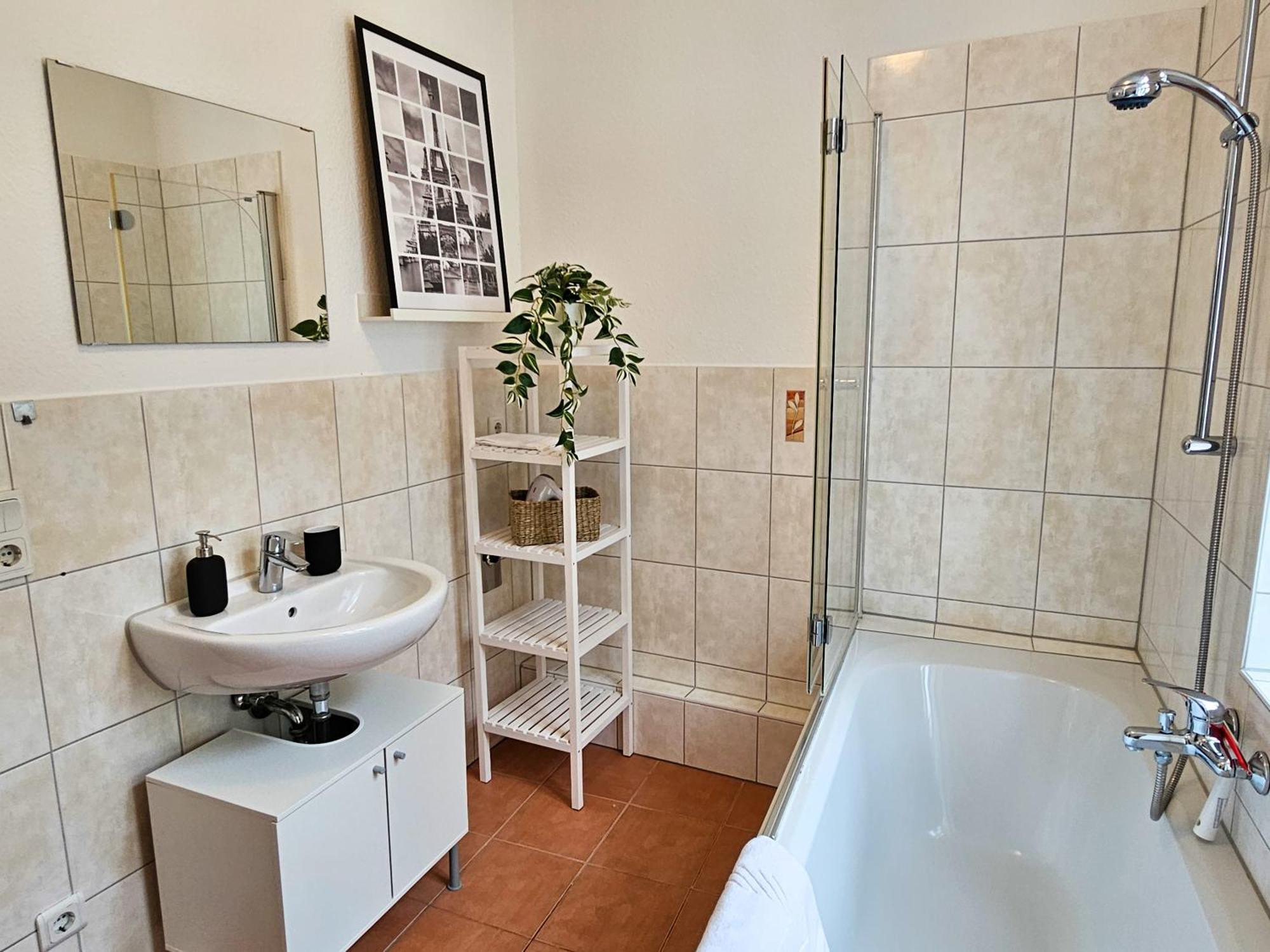 Micasa Rooms - Altstadt Zentral - Zwischen Anger Und Kraemerbruecke - Wlan - Familienfreundlich Erfurt Luaran gambar